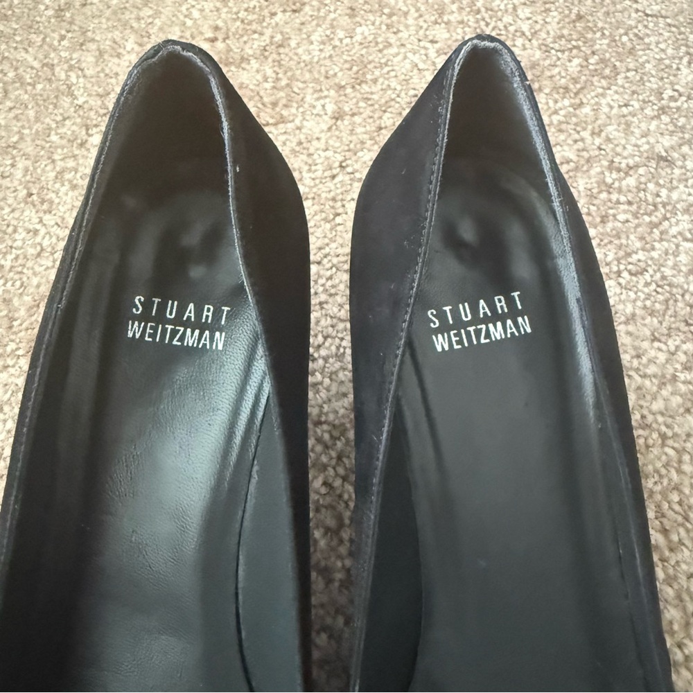 Stuart Weitzman Pointed Toe Kitten Heel Suede Pumps - Picture 7 of 12